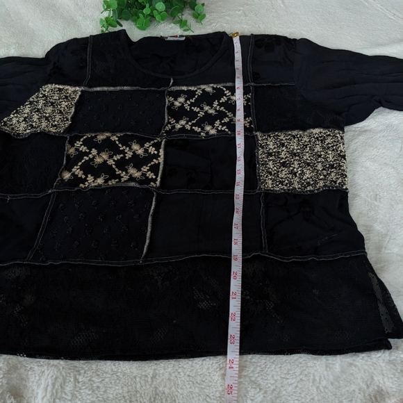 Vintage Spencer Alexis Black and Gold Embroidered Sweater Size 12 - Picture 9 of 10